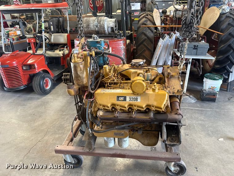 image for item FC4111 Caterpillar 3208 diesel engine