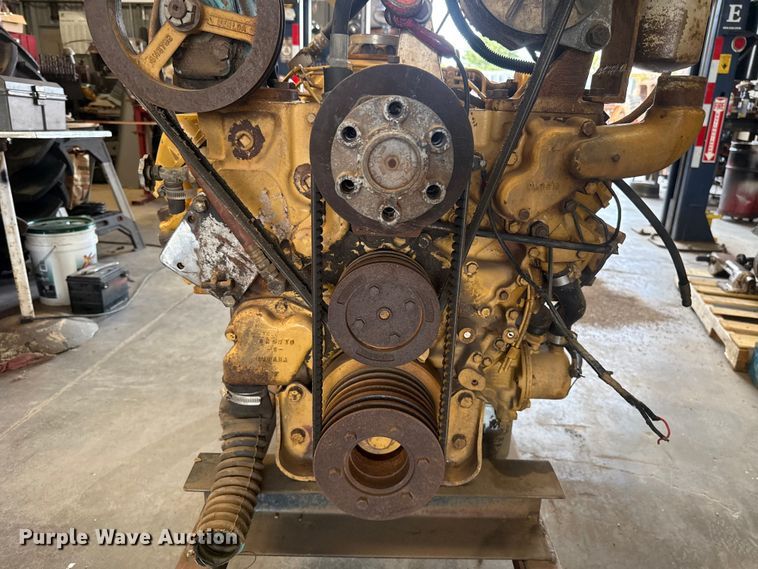 image for item FC4111 Caterpillar 3208 diesel engine