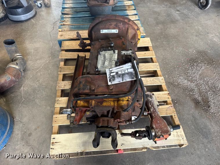 image for item FC4112 Eaton Fuller RT613 transmission