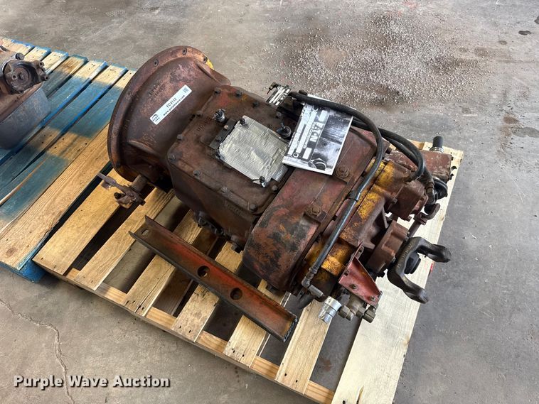 image for item FC4112 Eaton Fuller RT613 transmission