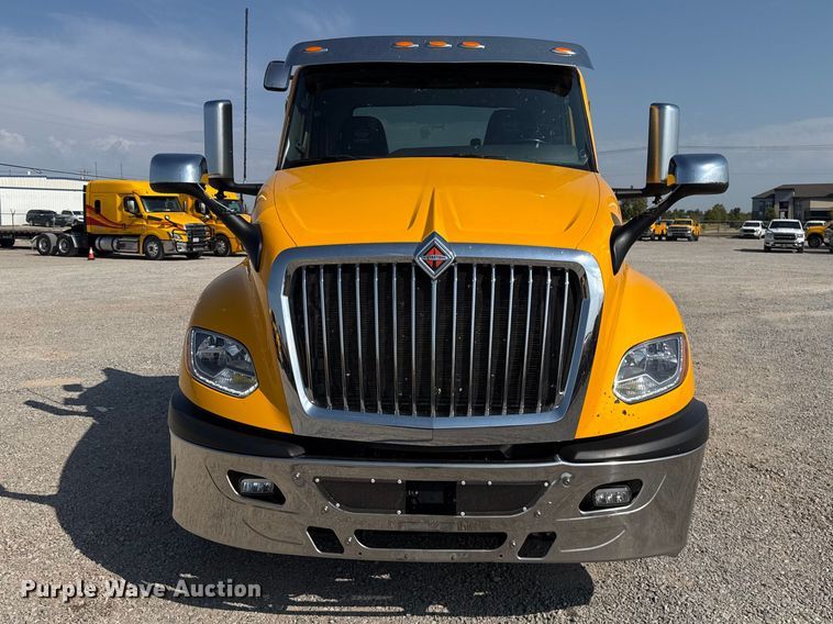 image for item FC4142 2023 International LT625 semi truck
