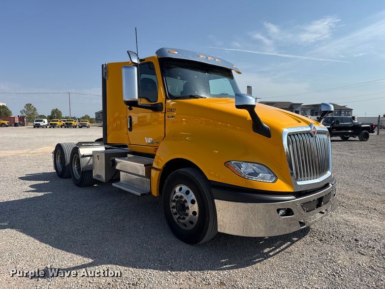 image for item FC4142 2023 International LT625 semi truck