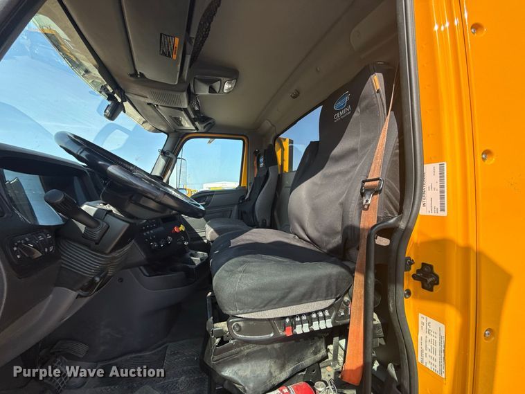 image for item FC4142 2023 International LT625 semi truck