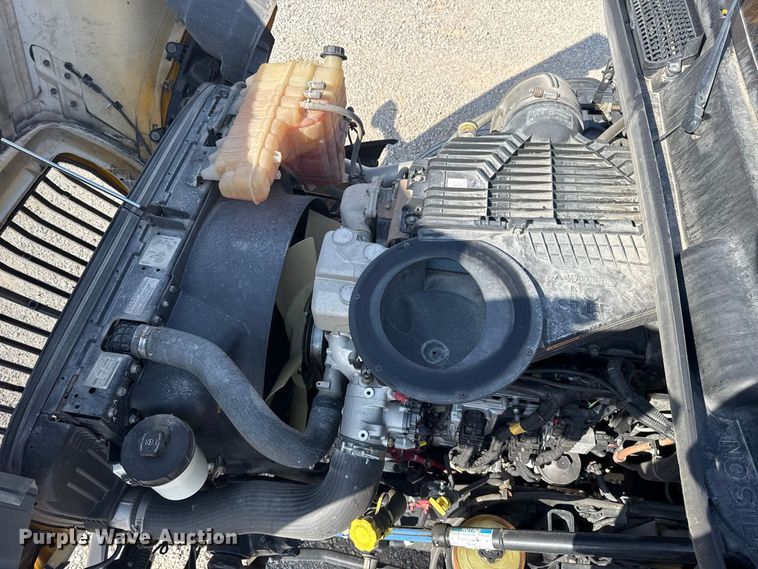 image for item FC4142 2023 International LT625 semi truck