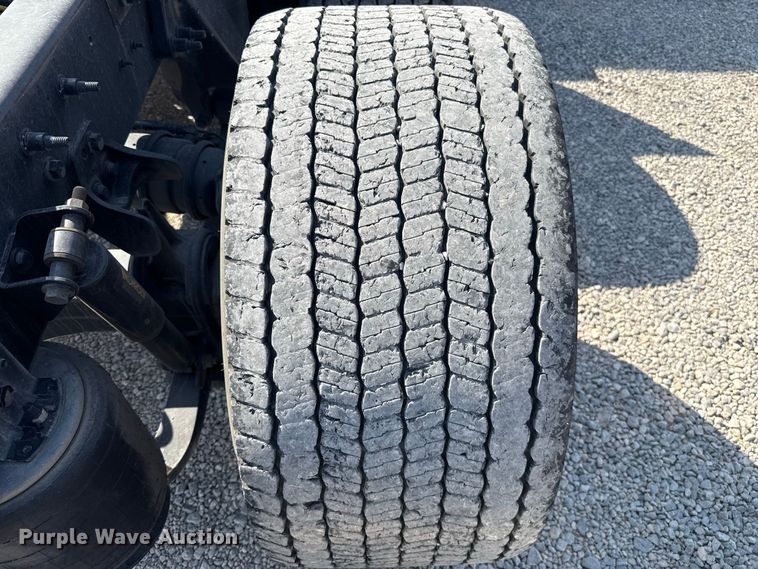 image for item FC4142 2023 International LT625 semi truck