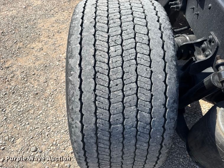 image for item FC4142 2023 International LT625 semi truck