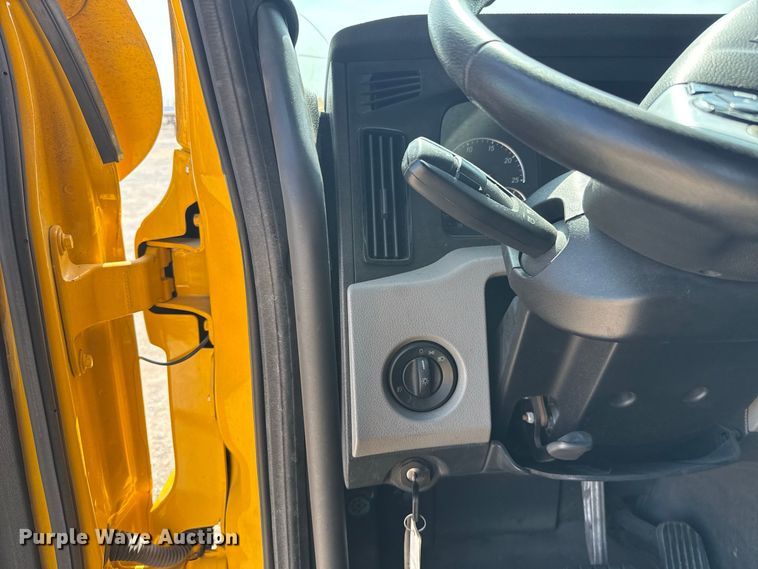 image for item FC4143 2022 Freightliner Cascadia 126 semi truck