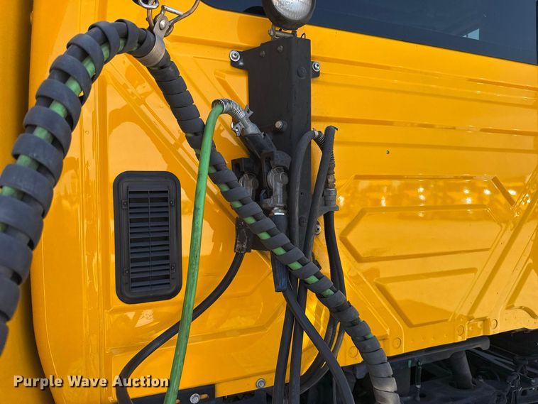 image for item FC4154 2024 International LT625 semi truck