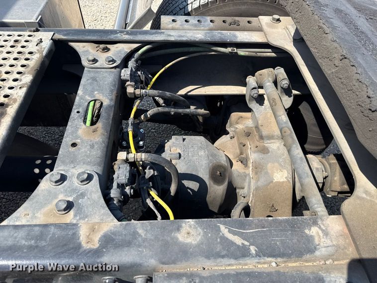 image for item FC4154 2024 International LT625 semi truck