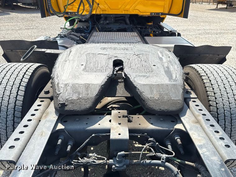 image for item FC4154 2024 International LT625 semi truck