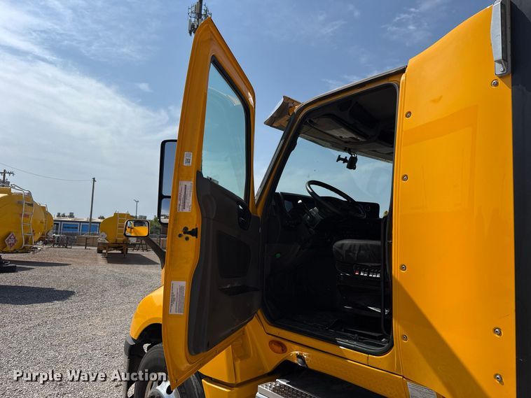 image for item FC4154 2024 International LT625 semi truck