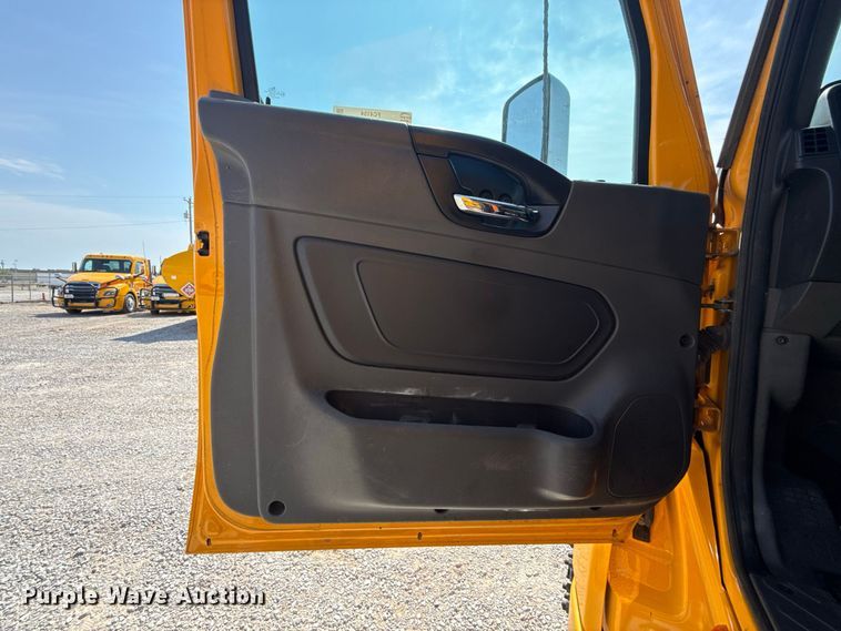 image for item FC4154 2024 International LT625 semi truck