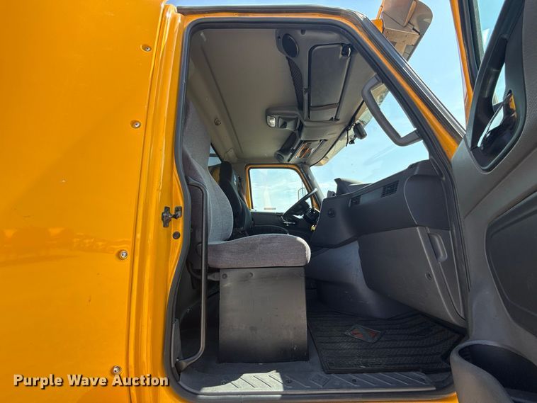 image for item FC4154 2024 International LT625 semi truck