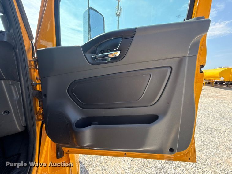 image for item FC4154 2024 International LT625 semi truck