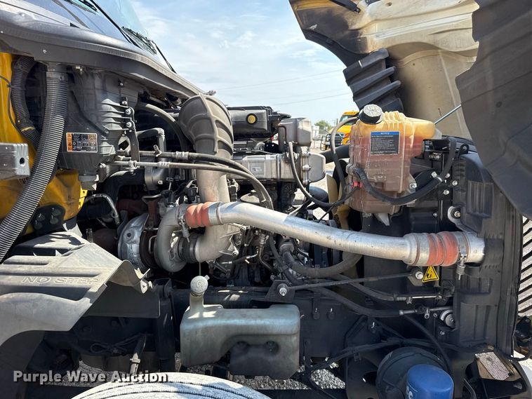 image for item FC4154 2024 International LT625 semi truck