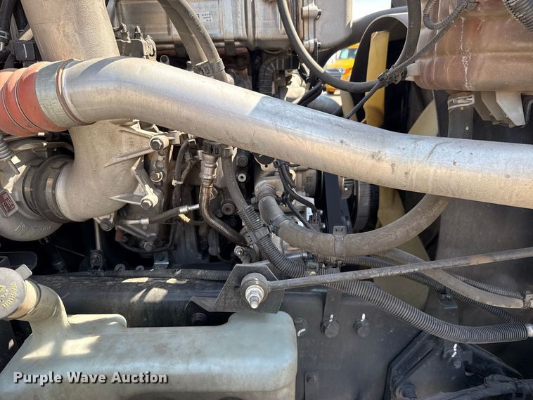 image for item FC4154 2024 International LT625 semi truck