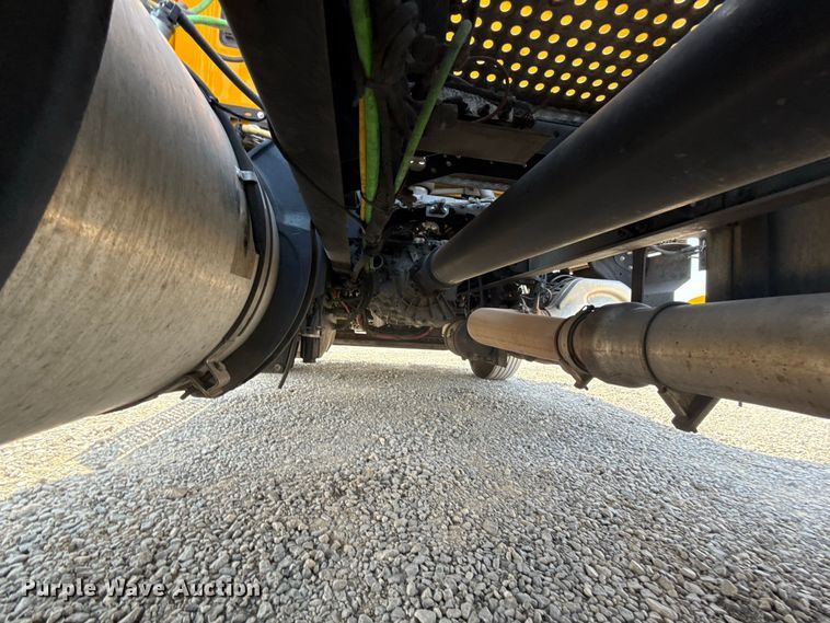 image for item FC4154 2024 International LT625 semi truck