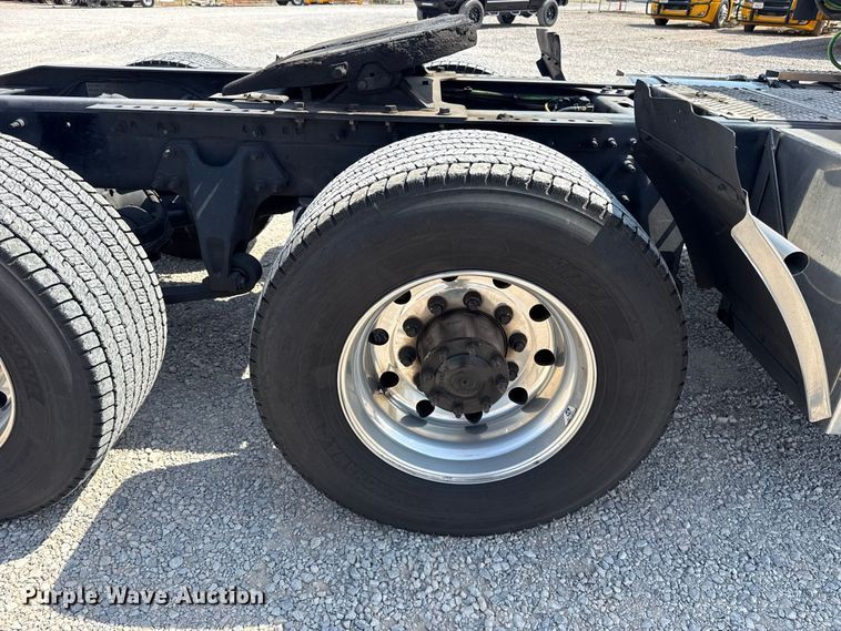 image for item FC4154 2024 International LT625 semi truck