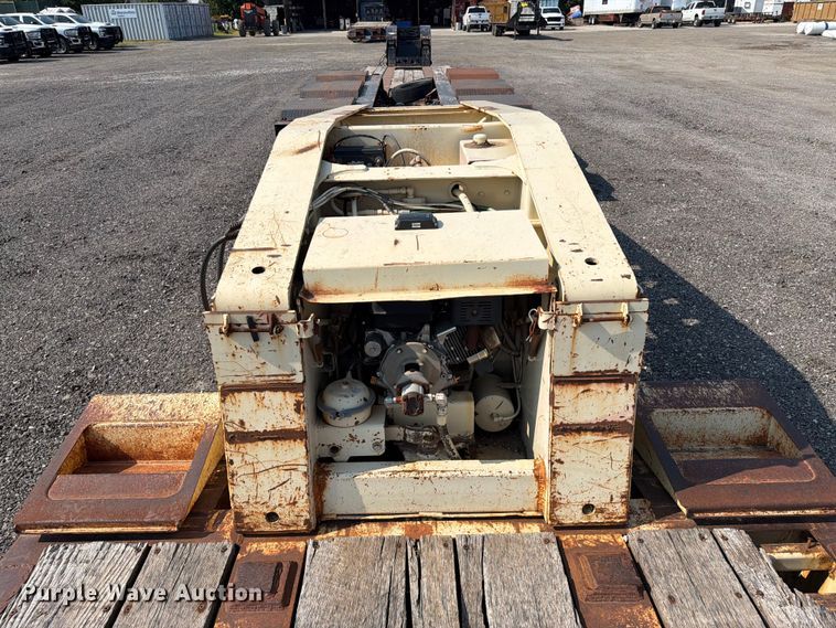 image for item FI0326 2007 Trail King lowboy equipment trailer
