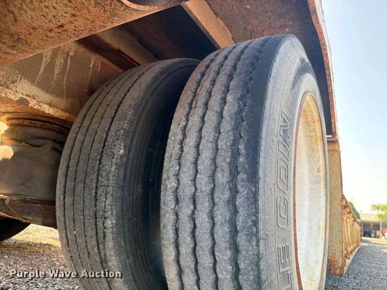 image for item FI0326 2007 Trail King lowboy equipment trailer