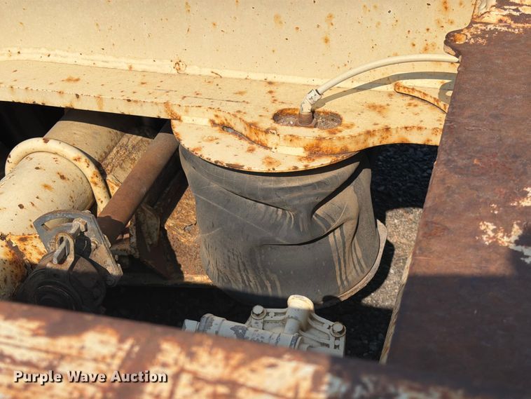 image for item FI0326 2007 Trail King lowboy equipment trailer