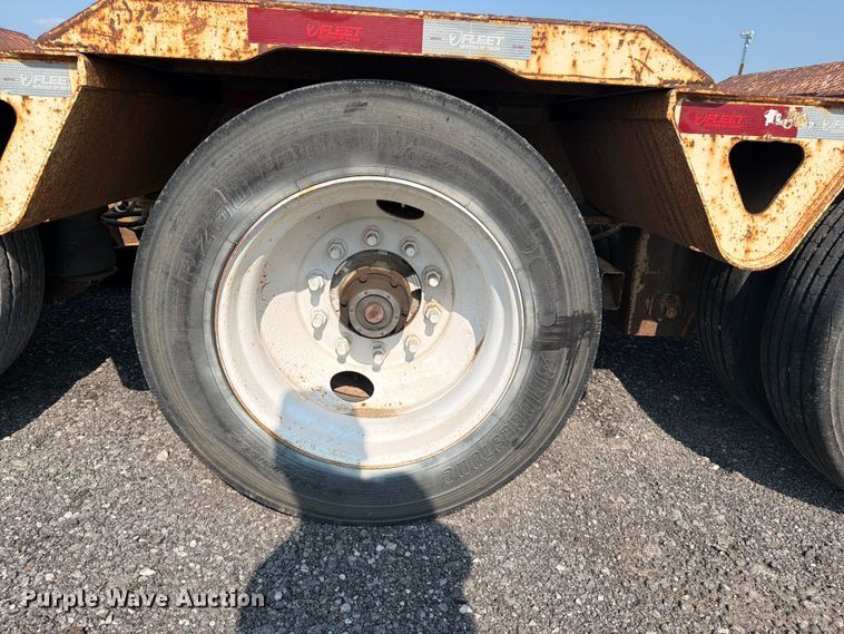 image for item FI0326 2007 Trail King lowboy equipment trailer