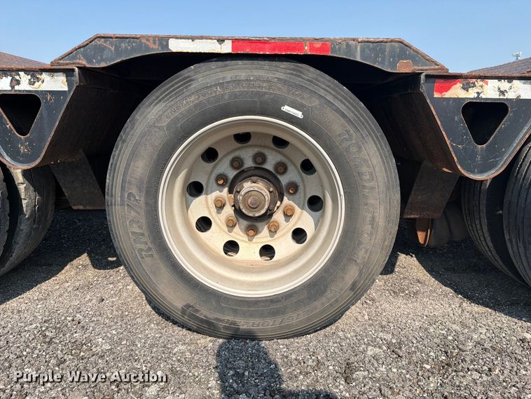 image for item FI0330 2009 Trail King lowboy equipment trailer
