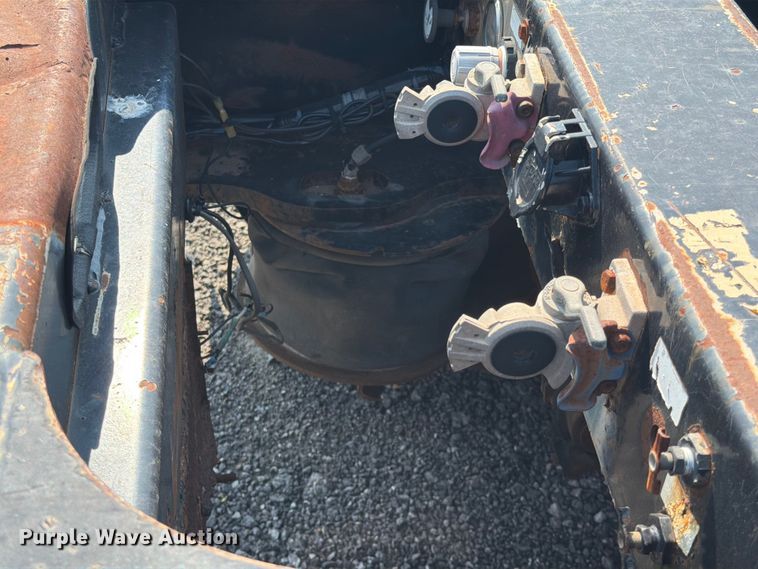 image for item FI0330 2009 Trail King lowboy equipment trailer