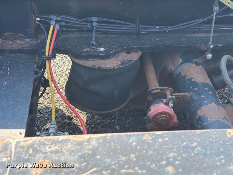image for item FI0330 2009 Trail King lowboy equipment trailer