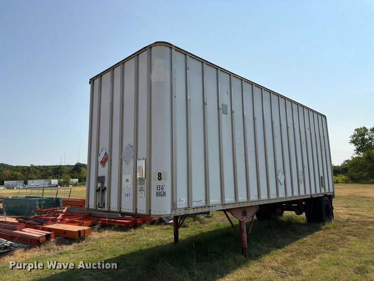 1997 Road Systems CF28102 dry van trailer