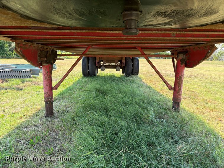 image for item FI0340 1997 Road Systems CF28102 dry van trailer