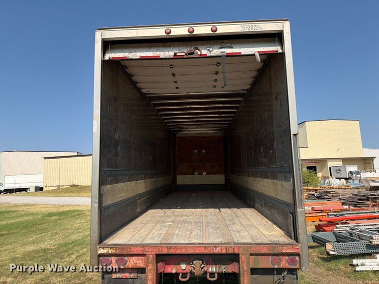 image for item FI0340 1997 Road Systems CF28102 dry van trailer
