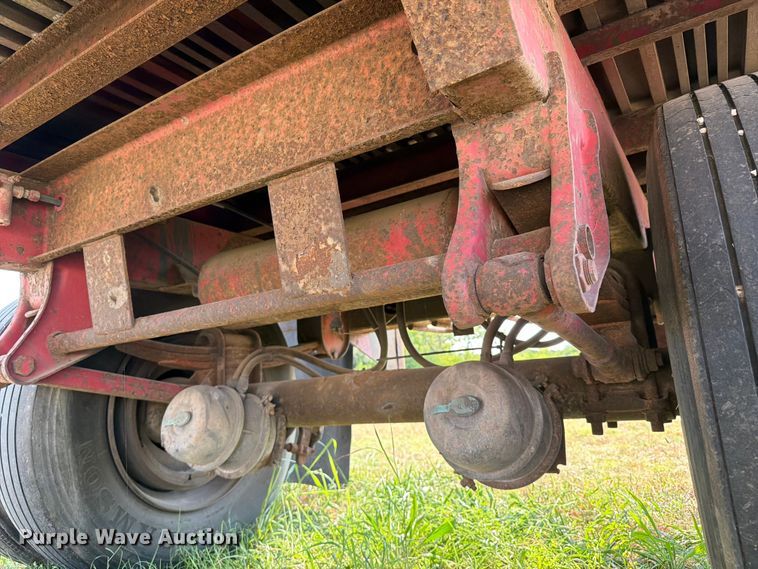 image for item FI0340 1997 Road Systems CF28102 dry van trailer