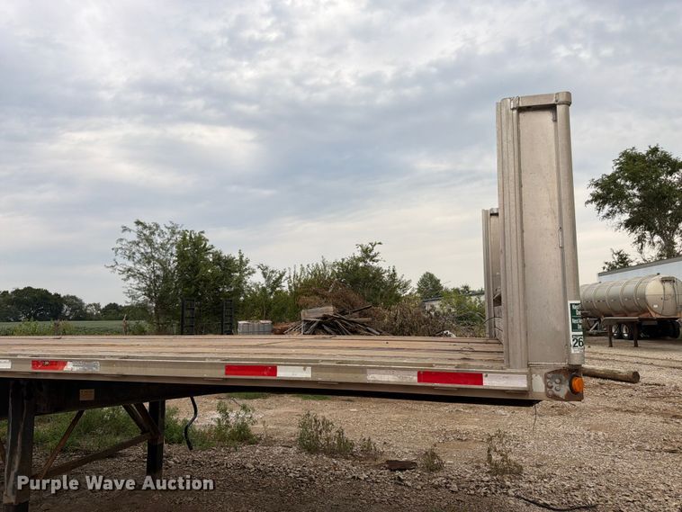 image for item FK3301 2007 Fontaine 1FTW-7-8048WSAWK flatbed trailer