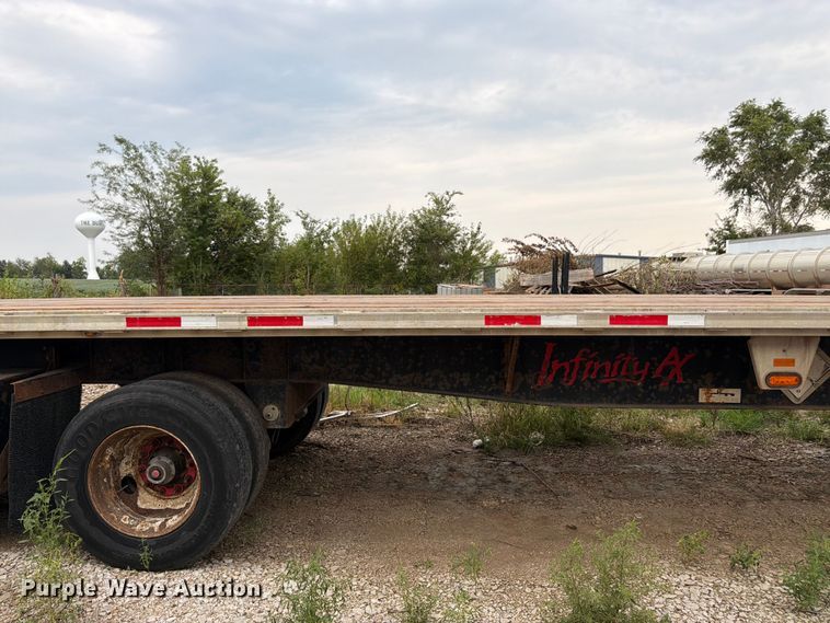 image for item FK3301 2007 Fontaine 1FTW-7-8048WSAWK flatbed trailer