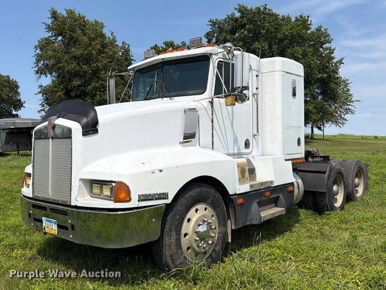 image for item FK3318 1986 Kenworth T600 