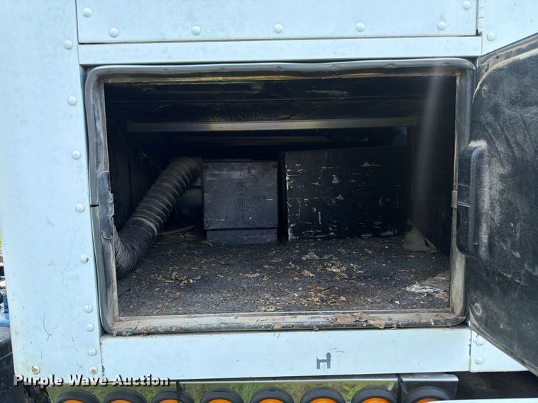image for item FK3318 1986 Kenworth T600 