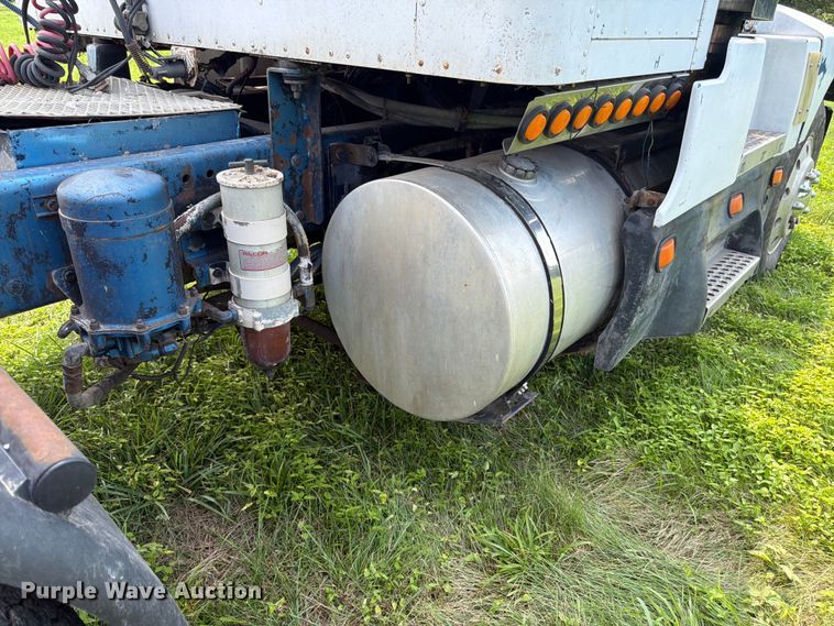 image for item FK3318 1986 Kenworth T600 