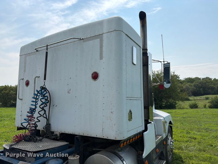 image for item FK3318 1986 Kenworth T600 