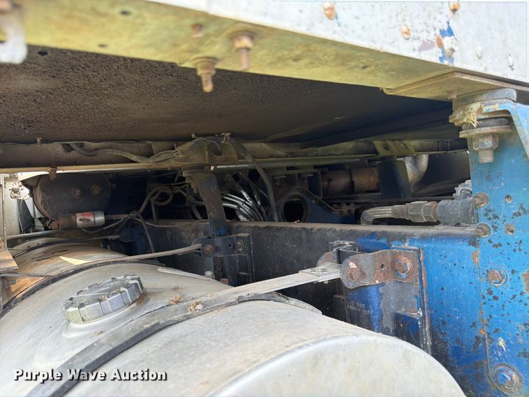 image for item FK3318 1986 Kenworth T600 