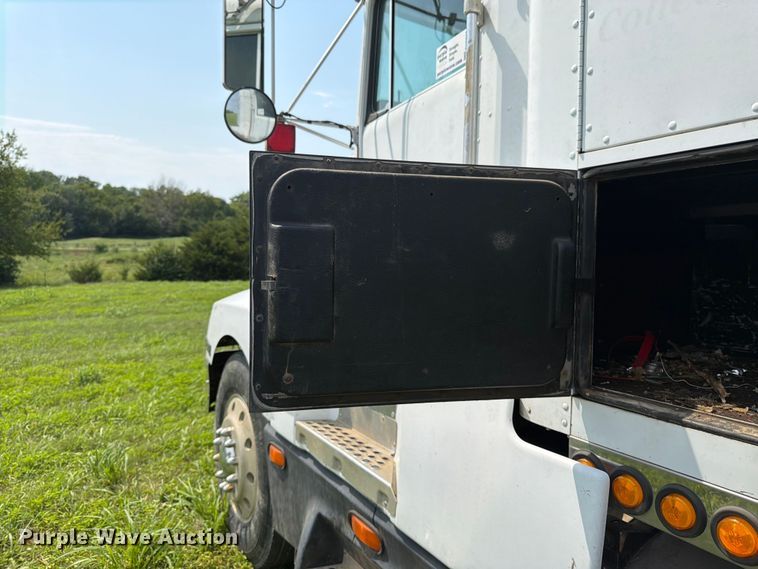 image for item FK3318 1986 Kenworth T600 