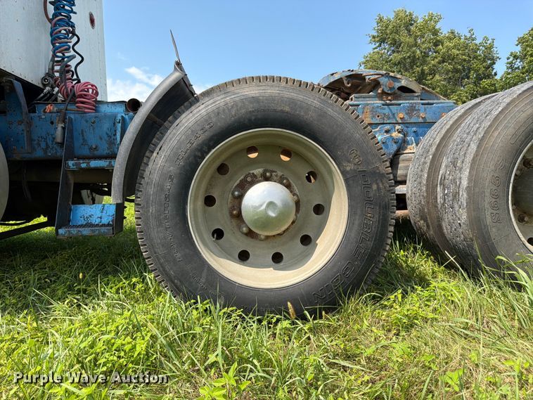 image for item FK3318 1986 Kenworth T600 