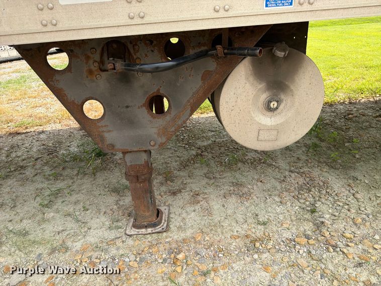 image for item FK3551 2013 Utility Trailer Manufacturer 3000R refrigerated van trailer