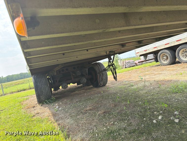 image for item FK3551 2013 Utility Trailer Manufacturer 3000R refrigerated van trailer