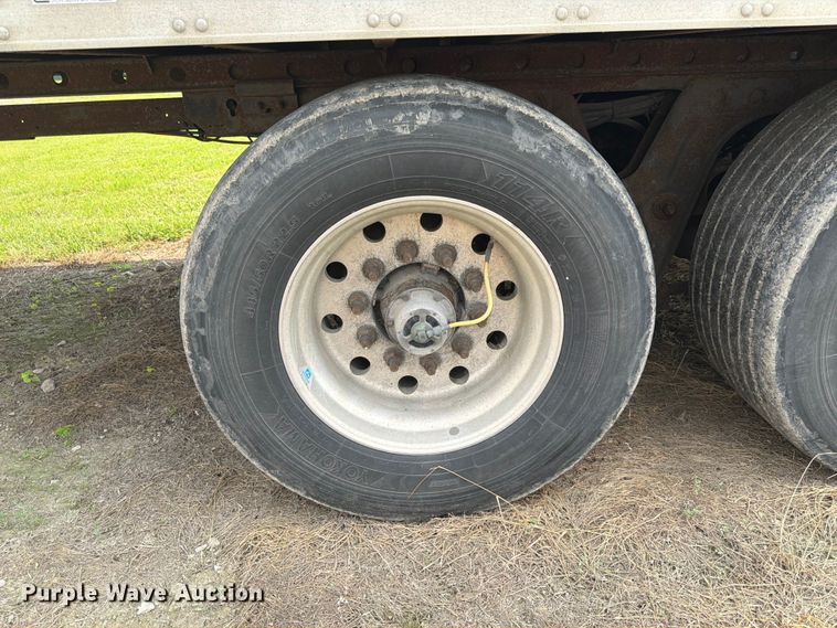 image for item FK3551 2013 Utility Trailer Manufacturer 3000R refrigerated van trailer