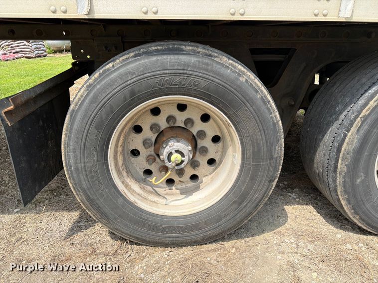 image for item FK3553 2013 Utility Trailer Manufacturer 3000R refrigerated van trailer