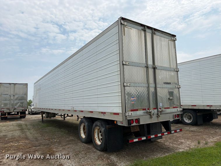 image for item FK3555 2005 Utility Trailer Manufacturer 3000R refrigerated van trailer