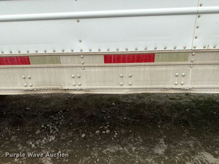 image for item FK3555 2005 Utility Trailer Manufacturer 3000R refrigerated van trailer