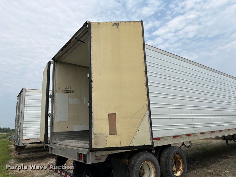 image for item FK3555 2005 Utility Trailer Manufacturer 3000R refrigerated van trailer