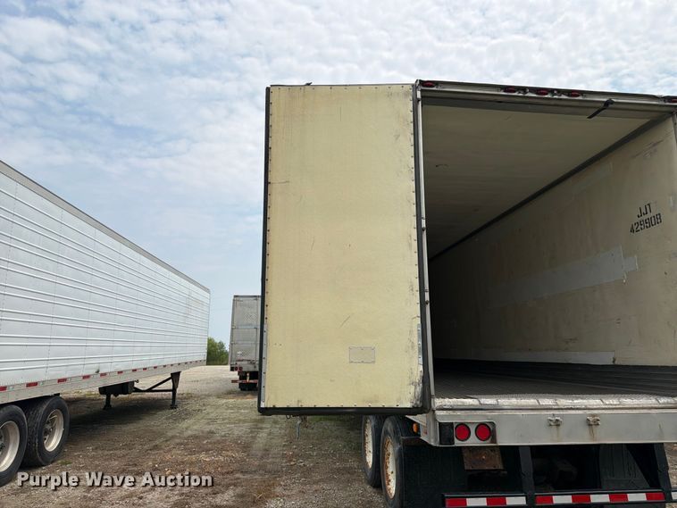 image for item FK3555 2005 Utility Trailer Manufacturer 3000R refrigerated van trailer